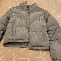Girls grey padded jacket from new look hardly used excellent condition size 10/11yrs