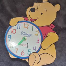 Hier biete ich euch eine sehr schöne Disney Winni Pooh Uhr an .. 

Bei fragen einfach mailen 
Schaut auch mal in meine anderen Anzeigen hinein