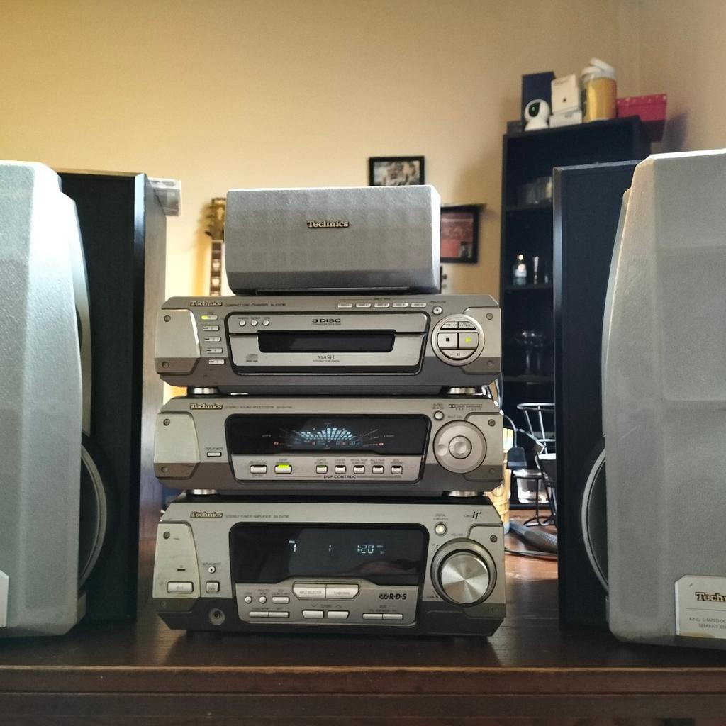 Technics hifi separate sound system in NW1 Camden for £120.00 for sale ...