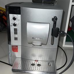 Sehr schön Kaffeemaschine
Alles funktioniert
Keine Problem
Versand möglisch