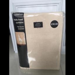 Chenille Curtains - Pair
Fully Lined - Including tie. Backs
Pencil pleat
Size - 66” x 90” each curtain
Colour- Cream
Never opened
New in packaging
