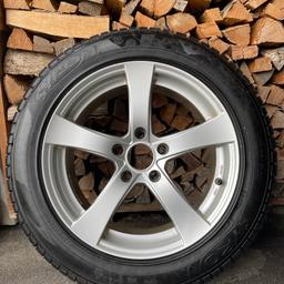 Schöne Alufelgen mit 8mm Profil neuwertige Reifen.
8J17H2 215/60 R17waren auf einem BMW. Preis VHB, Kann auch nach absprache zugestellt werden.