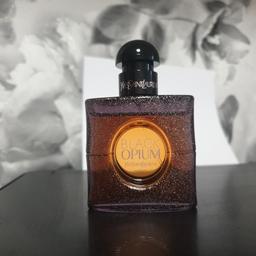 YSL Parfum Black Opium.Edt .Original 
30 ml.Davon nur wenige Male benutzt