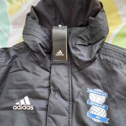 hi a brand new Adidas Coat size medium. An offical merchandise by Birmingham City football ground with carrier bag and labels attached. No silly offers postage can be arranged if required. Please take a look at my other items for sale thanks