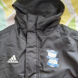 A brand new Adidas Coat size medium offical merchandise by Birmingham City football ground with offical carrier bag. No silly offers postage can be arranged if required. Please take a look at my other items for sale thanks