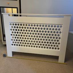 Standard radiator cover, 83cm high, 112cm wide. Very good condition, just no longer needed. Can be collected from Dartford - DA1.
