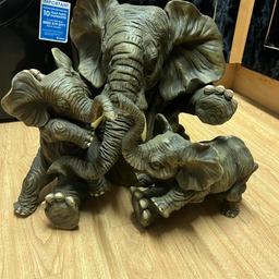 Large elephant with her babies.
Sorry to sell it but not got space anymore.
Would look nice on cabinet living room could even put in garden
Paid over £100 for it
Need this gone asap as it’s taking up space that I don’t have.
This needs refining or will be going to the tip I can no longer store it don’t have the room! 