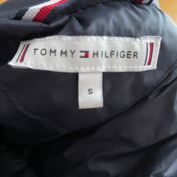 Tommy Hilfiger
Navy
Size small
Genuine item