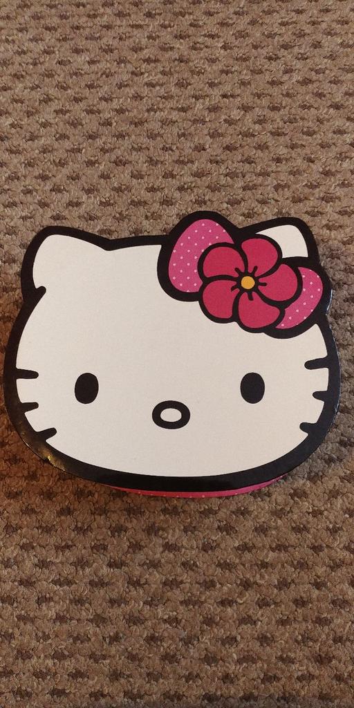 Buy & Sell Worcestershire Bromsgrove - Photos for 😺 Hello Kitty Makeup Set & Bag