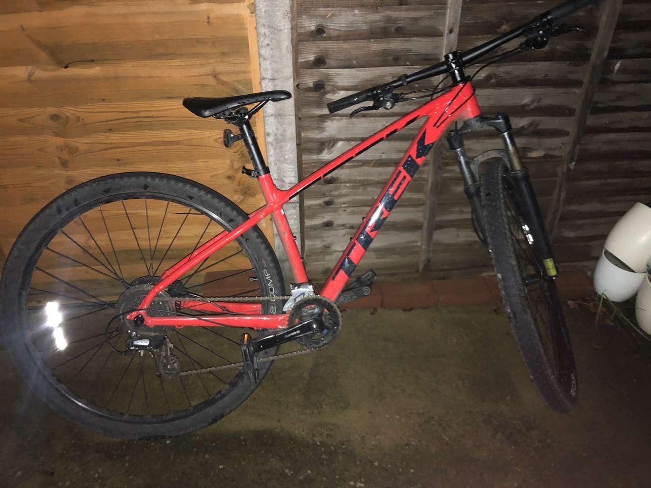 2022 trek marlin 8 hardtail mountain bike in SL3 Langley for £500.00