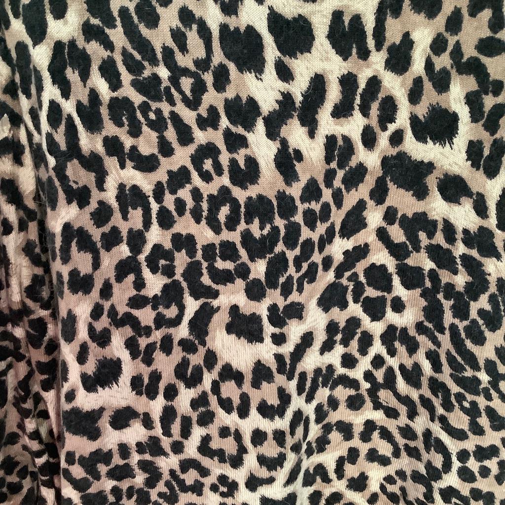 A great animal print dress from Warehouse with long sleeves in a wool like acrylic, in perfect order. Can send or collect