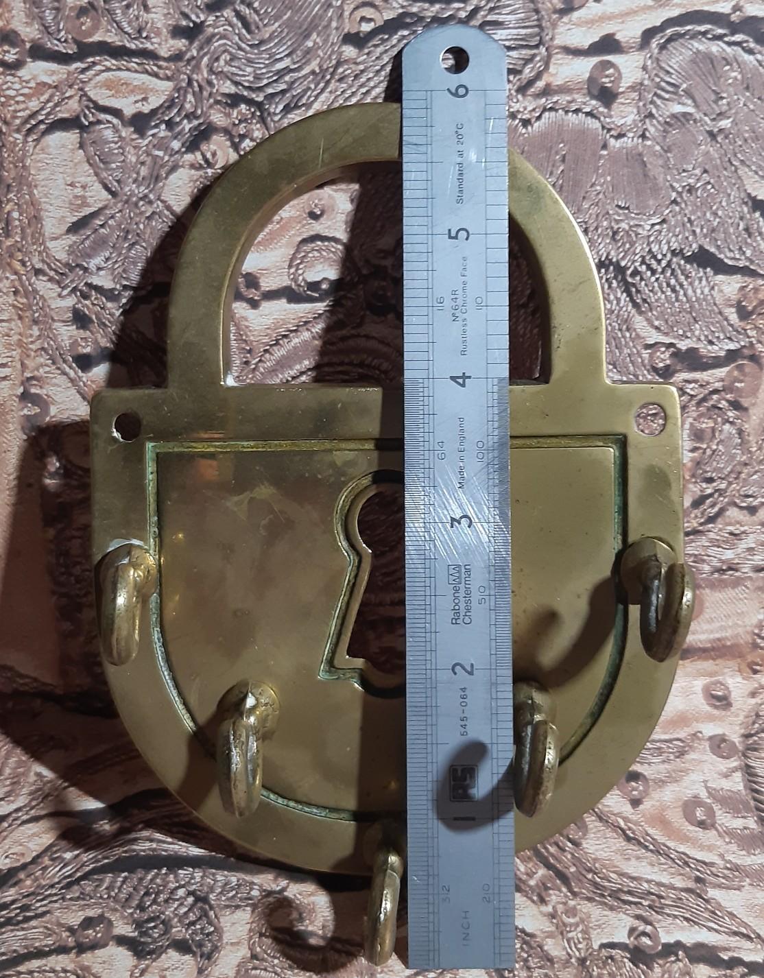 vintage brass padlock key holder in St Helens for £2.00 for sale Shpock