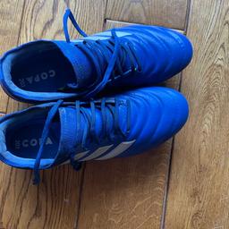Boys football boots with metal studs
Size 7 boys
Only worn twice paid £80
Selling for £45
Collection only from canvey