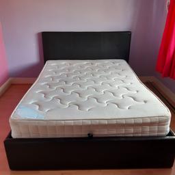 Double leather ottoman bed with very clean mattress if required. Bottom opening for storage underneath with gas lift mechanism, the entire area beneath the mattress can be used for storage. Metal and wooden slat base, bed can be dismantled for easy transportation. In excellent clean condition