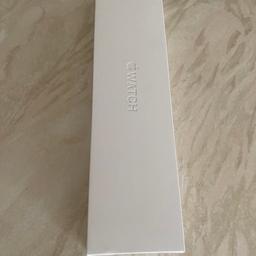 Apple Watch Series 7 41mm Gps version
Brand new in Starlight
Fall detection
ECG
Heart monitor
Make calls and take calls
Buyer collects.