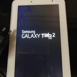 Samsung Galaxy Tab 2 7.0 in ottime condizioni munito di caricabatterie usato pochissimo. Consegna a mano a Novate Milanese o a Milano previo accordi. Provvisto di salvaschermo.