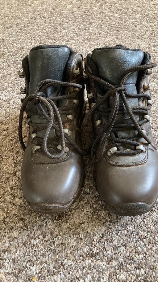 Buy & Sell West Midlands Sandwell - Photos for Boots - Hi-Tech