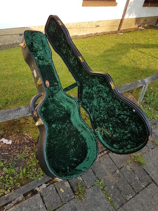 Buy & Sell Brent Wembley - Brent - Photos for Kingsman guitar hardcase (Collection only.)