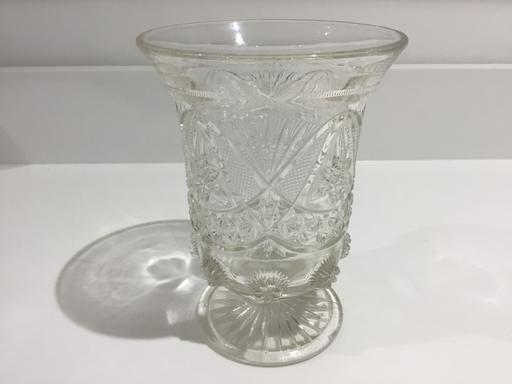 Buy & Sell Suffolk East Suffolk - Photos for Vintage Pressed Glass Celery Vase