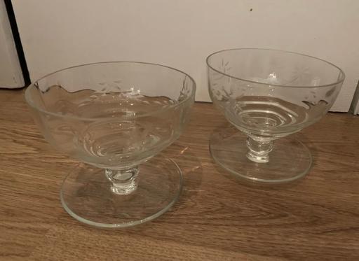 Buy & Sell Surrey Guildford - Photos for Set of 2 cut glass bowls