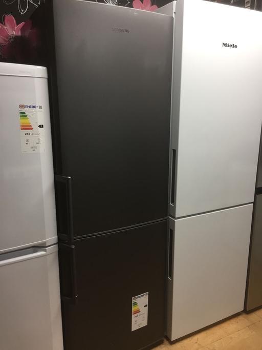 Buy & Sell West Yorkshire Bradford - Photos for Samsung grey fridge freezer