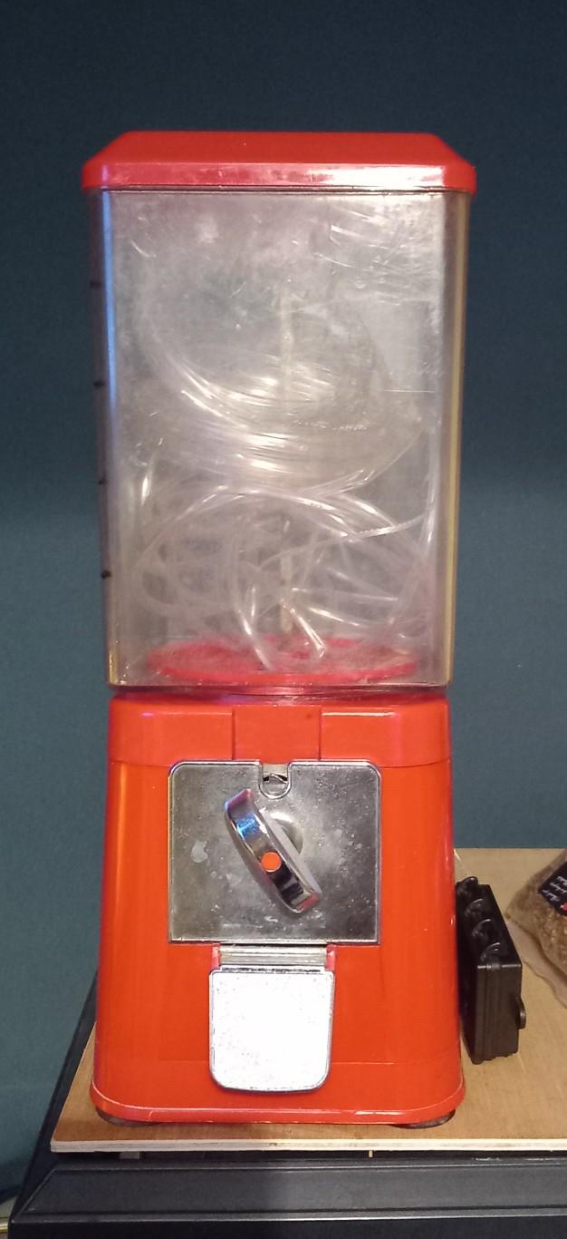 vintage sweet candy machine. project. in B69 Sandwell for £40.00 for