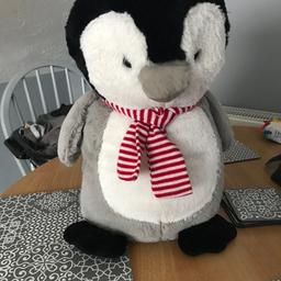 Clinton cards penguin teddy 
Good clean condition 
Ideal for Christmas 
Collection waterlooville