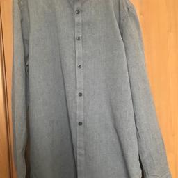 Men’s French Connection button down granddad collar blue shirt - would say slightly darker blue that in the photos
100% cotton
Excellent condition
From smoke free home

Collection from Whitefield Manchester M45 or buyer to pay postage

Other men’s clothing and items available if interested