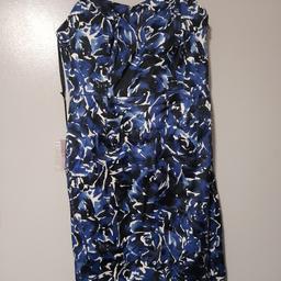 New with tags - Pandora Dress
Size 18 - Can be made strapless
Bought for a wedding but never worn
Smoke and pet free home