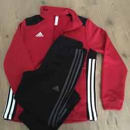 Adidas boys tracksuit (age 11-12).
Excellent condition, never worn but tags removed.
100% polyester

Collection only. 