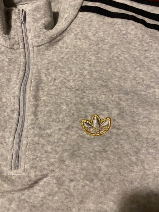 Buy & Sell East Sussex Wealden - Photos for Adidas Grey fleece top