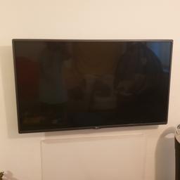 42 inches smart tv