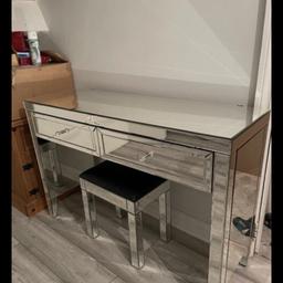 Beautiful glass vanity with some imperfections as seen in picture. 

Still great quality 
2 drawers 
Dimensions : 
Width Height Depth
122cm 82cm 40cm

Dismantled and ready for collection 
B19 Area