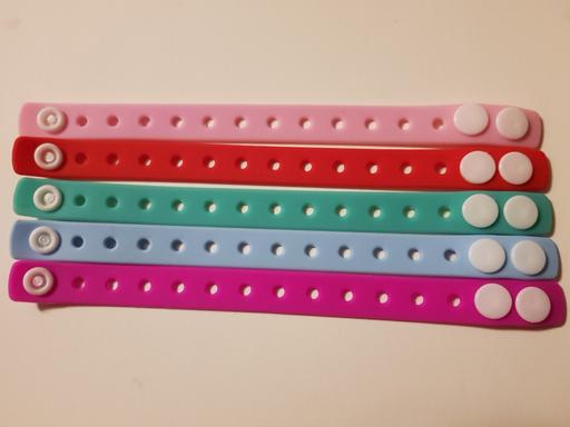 Buy & Sell West Midlands Birmingham - Photos for Kids Adults silicone croc bracelets 5 per set