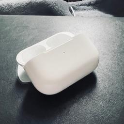 Hi. I have for sell charging case from My AirPods Pro, full oryginal, I just lost my headphones and I bought AirPods Pro 2nd gen. Full working.

Location CR4