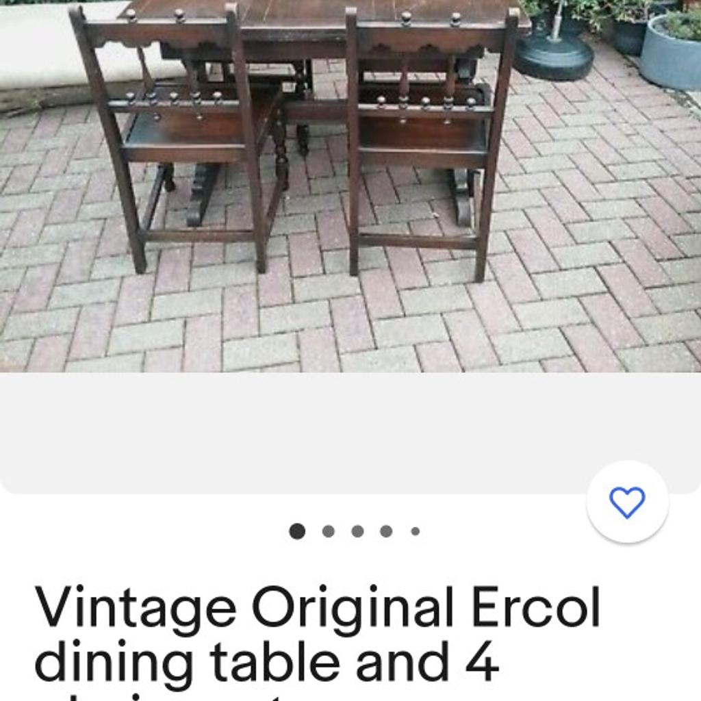 Beautiful ornate antique Barley twist Dining Table & 2 chairs made by Ercol England. L23 area.