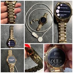 Verkaufe ungern meine Michael Kors Smartwatch in Farbe Gold.
Es funktioniert einwandfrei
Neupreis lag bei 350€
Kauf: Oktober 2018