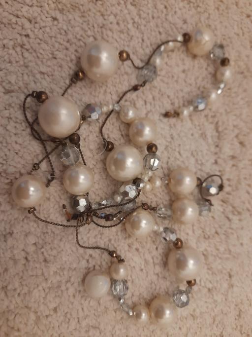 Buy & Sell Surrey Guildford - Photos for Selection of 77 beads on chain