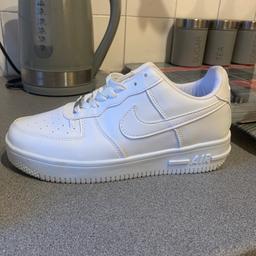 Nike air force 1s been worn a few time, size 4.5 please not these r replica hence price