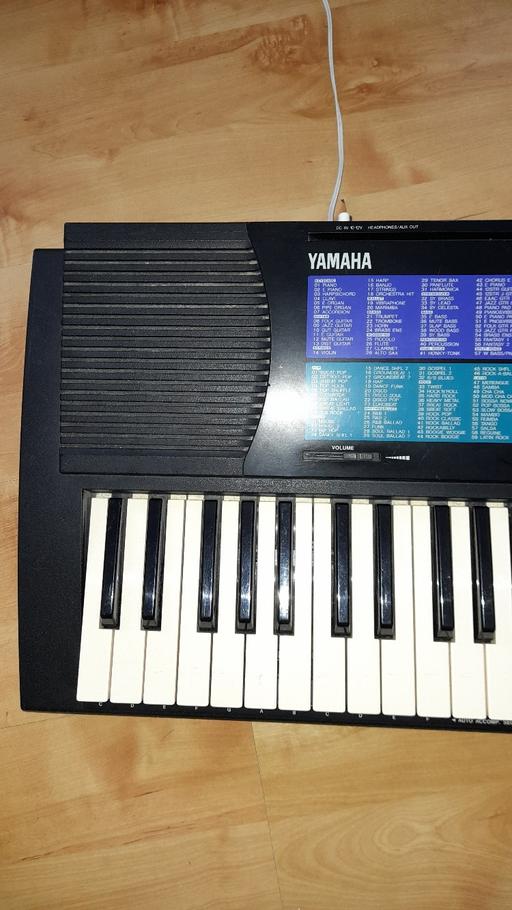 Buy & Sell North London Enfield - Photos for Yamaha Portatone PSR-185 Keyboard