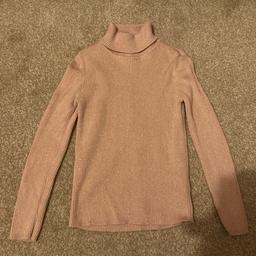 Girls glitter top. 9-10 years. From
F&F. Excellent condition