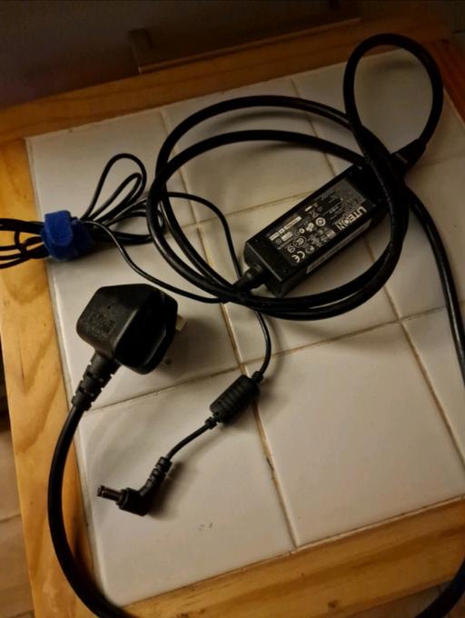 Buy & Sell West London Hounslow - Photos for Genuine LITEON 19v 1.58a 30w AC Adapter Charg