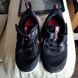 Nike trainers size 8.5
child's
