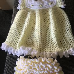 Hand crocheted 🧶 Baby girl (New)
Lemon/ White with Matching Frilly Pants
(£15.00) Size 9/12 months
Message me for details
Collection Only.