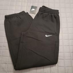 Boys nike joggers
wider leg
New with tags
12-13yrs
no offers thank you
buyer collects only