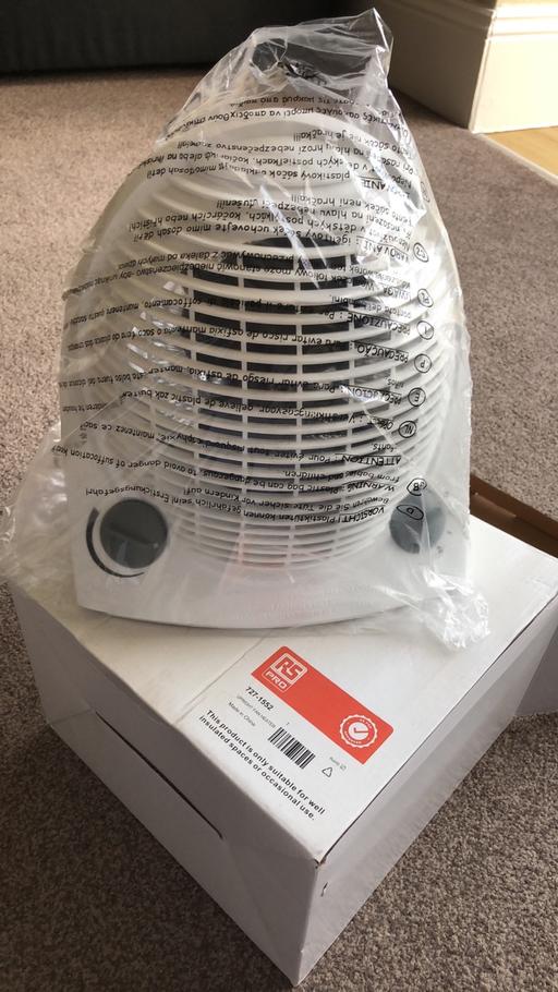 Buy & Sell West Yorkshire Kirklees - Photos for RS PRO 2.1kW Fan Heater, 240 x 230 x 155m