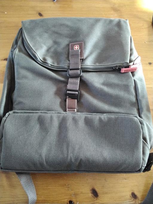 Buy & Sell Surrey Waverley - Photos for wenger limited edition backpack