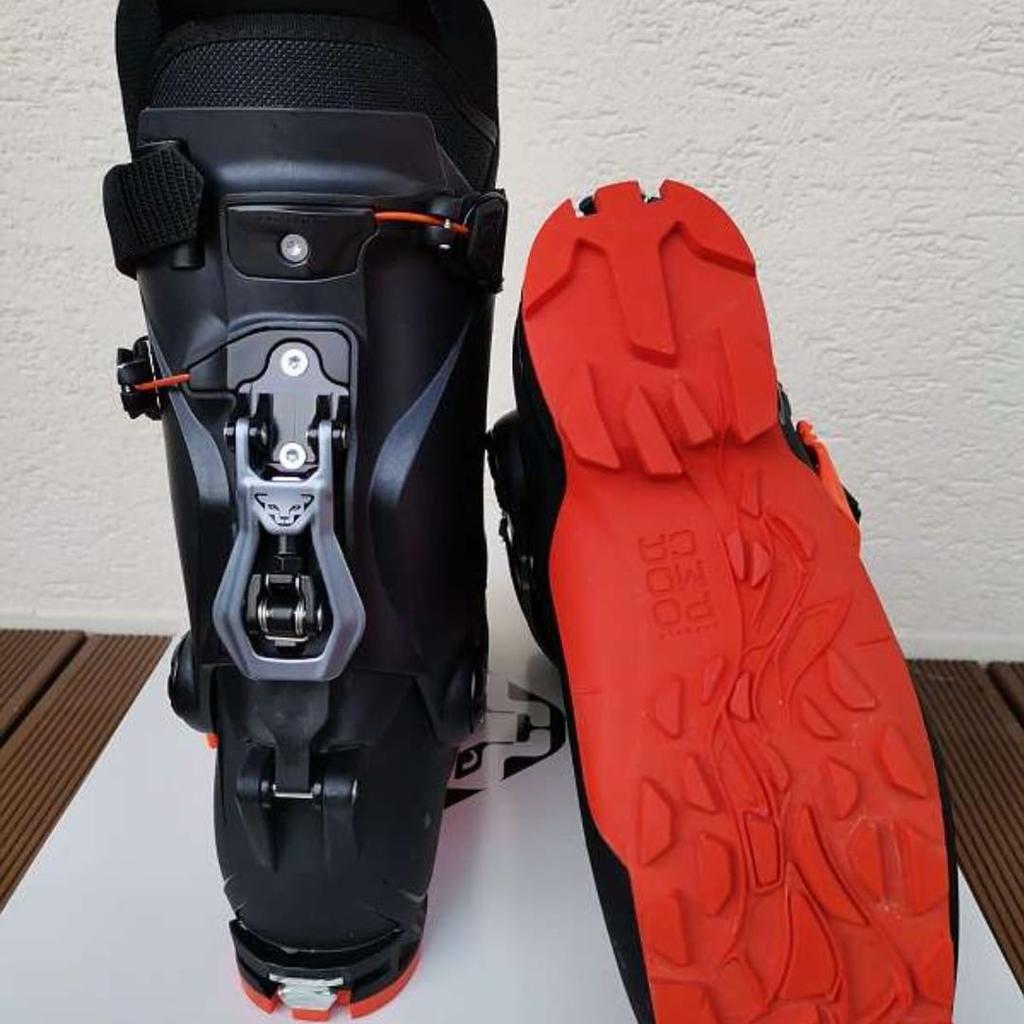 Verkaufe Dynafit Touren Ski Schuh, 120 Flex, nur 1x zur Anprobe getragen, Größe 27,5 UVP 650 Euro