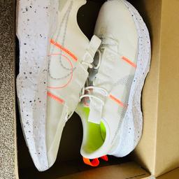 Men’s Nike crater impact trainers.
UK size 10
Cream, white and orange.
Immaculate condition, worn once!
Smoke and pet free home
All original packing and box as shown.
Happy to post for extra .