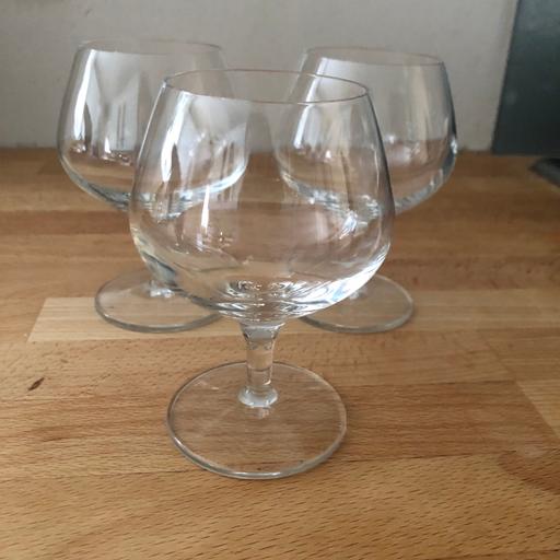 Buy & Sell Gloucestershire South Gloucestershire - Photos for Short stem glasses brandy sherry glads x3 set